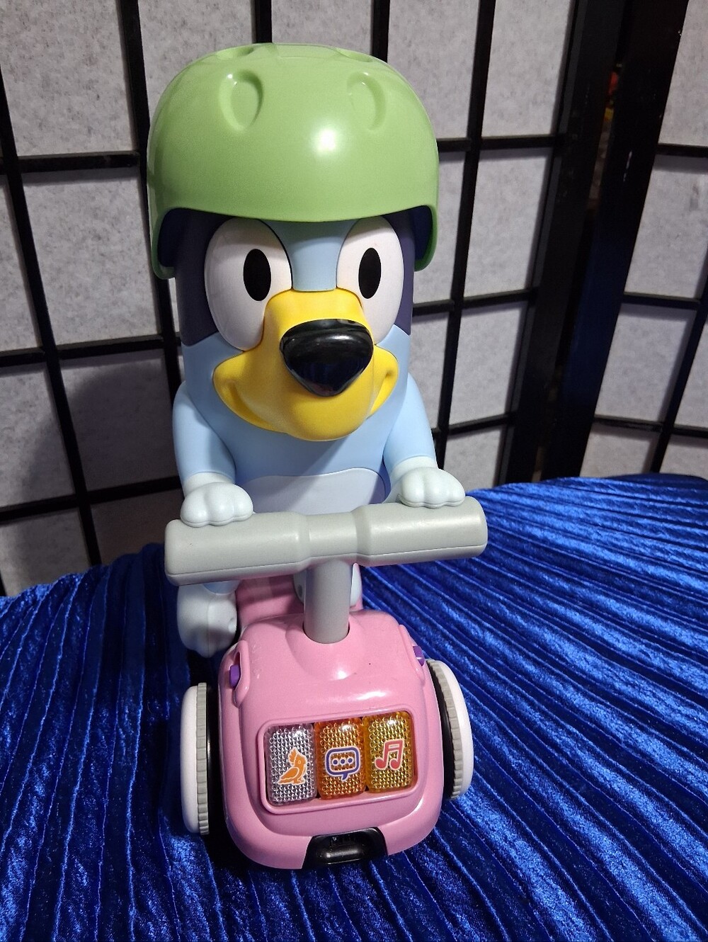 VTech Bluey Scooter Time Bluey